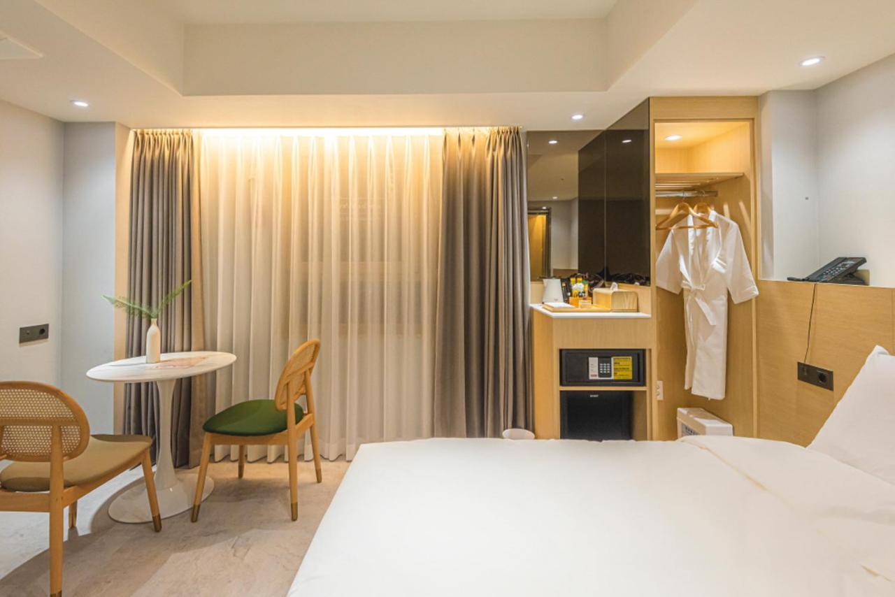 Asherah Villa D' Aqua Hotel Gimhae Екстер'єр фото