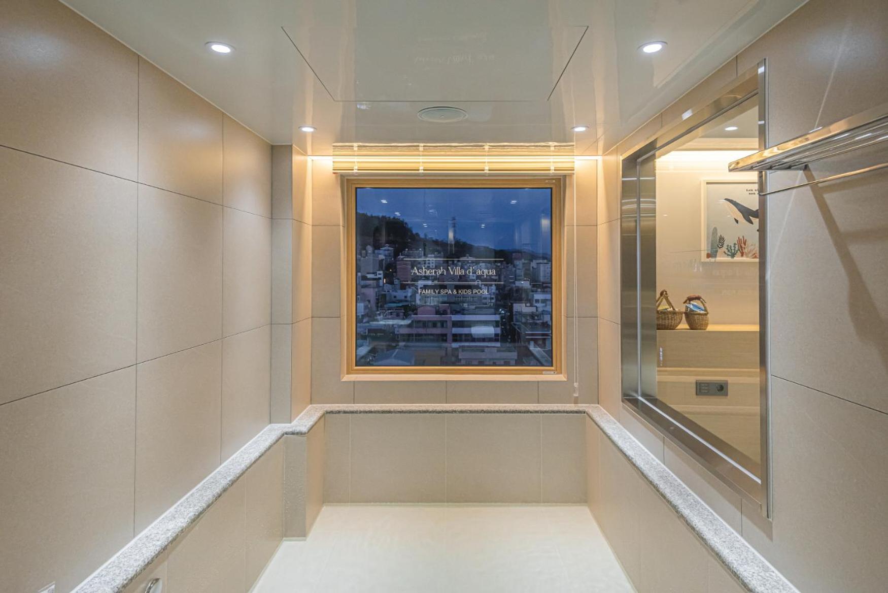 Asherah Villa D' Aqua Hotel Gimhae Екстер'єр фото