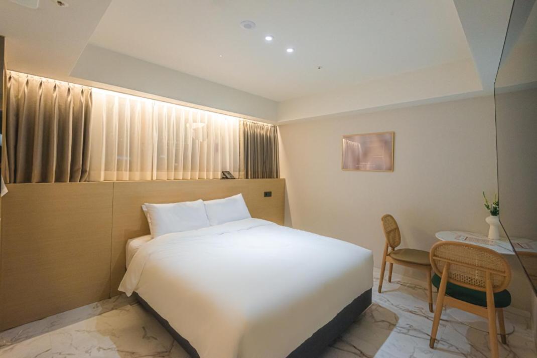 Asherah Villa D' Aqua Hotel Gimhae Екстер'єр фото